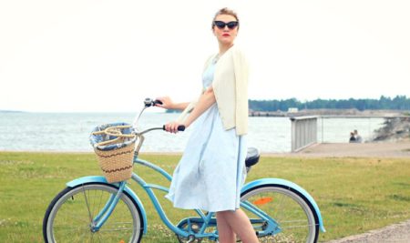 Это платье не для езды на велосипеде